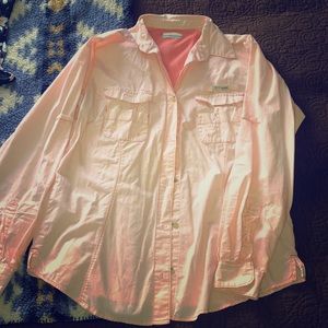 Women’s Columbia fishing shirt